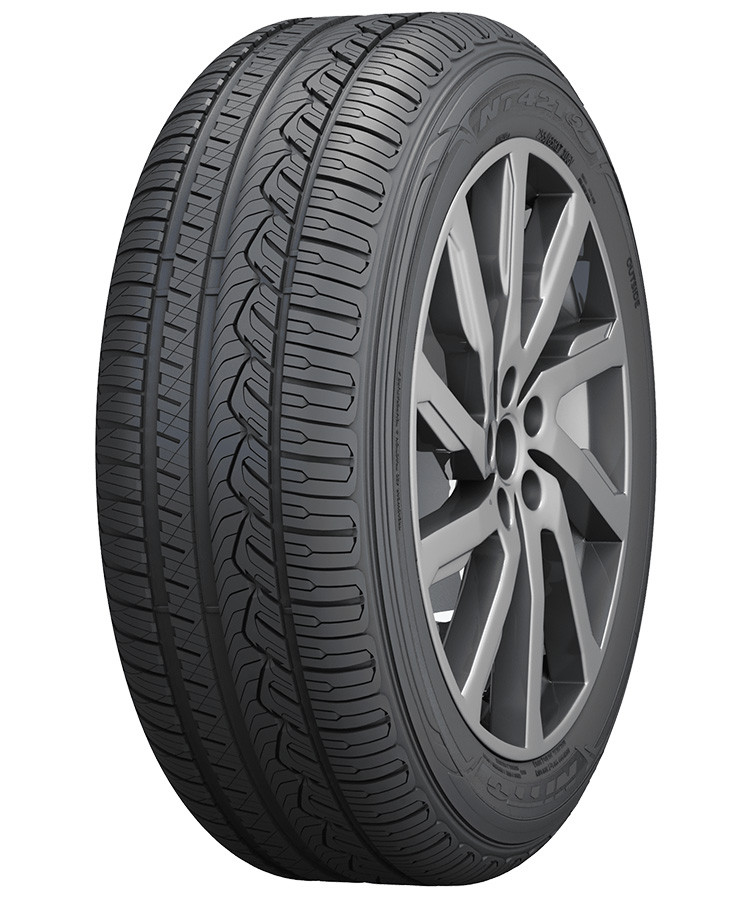 Nitto NT421Q 235/45 R19 95V